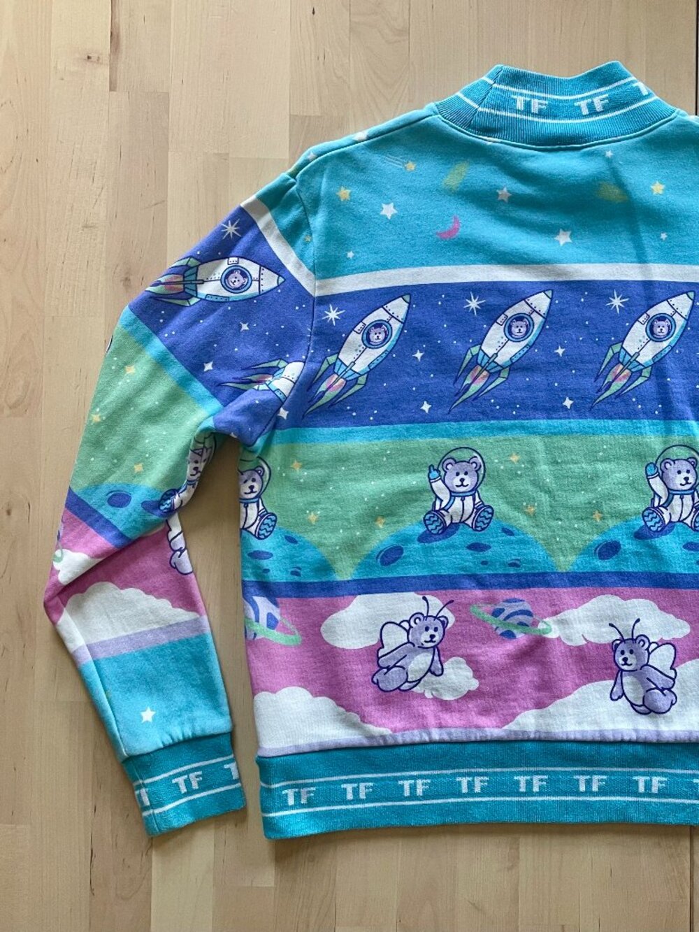 Teddy Fresh Women's Bears in Space Rocket Ship Middle Finger Sweater size XS - Picture 6 of 9